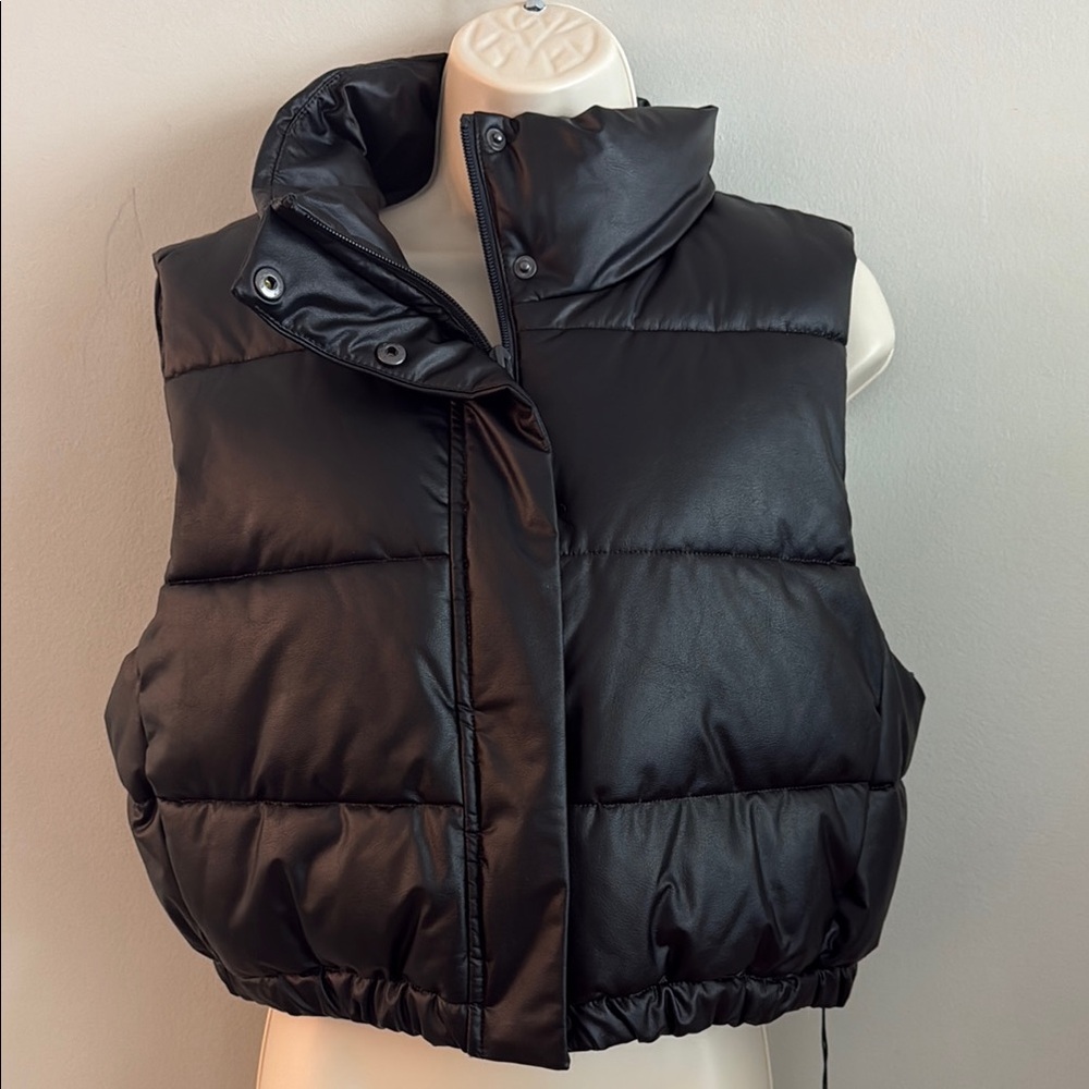 Offline by Aerie Black Quilted Puffer Crop Vest with High Collar